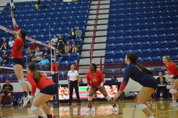 Madisonville Lady Mustangs Spike to Victory in Recent Matches