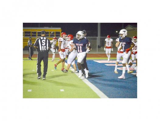 Blessing Ngene scored three touchdowns and ran for 70 yards in Friday’s 51-20 Madisonville victory over Diboll. PHOTO BY CAMPBELL ATKINS