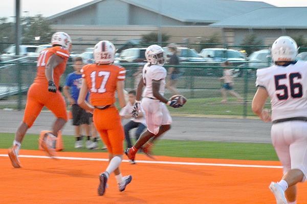 Madisonville’s Xzavier Whaley crosses the goal line for a touchdown in the first quarter of Friday’s win over Teague. PHOTO BY CAMPBELL ATKINS