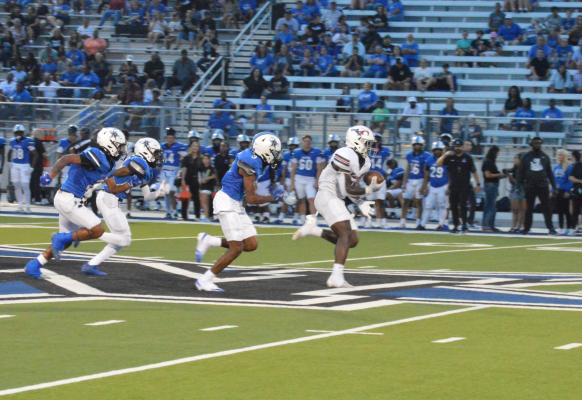 Madisonville junior Jaden Simpson compiled 862 rushing yards for the Mustangs during the first half of the regular season on his way to 12 total touchdowns. The team will look to replicate their rushing success in Friday's district opener against La Grange. METEOR PHOTO BY CAMPBELL ATKINS
