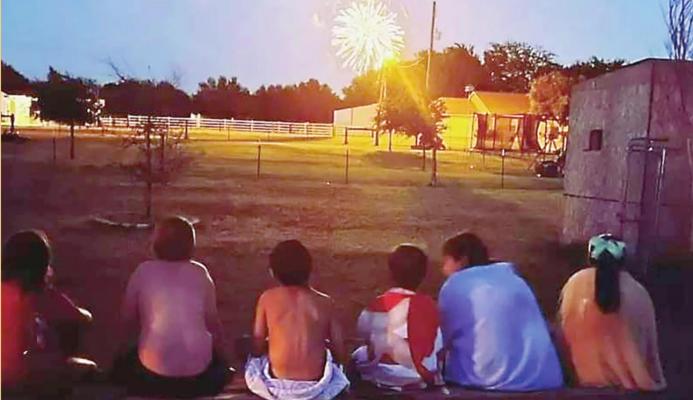 MAKING SUMMER memories