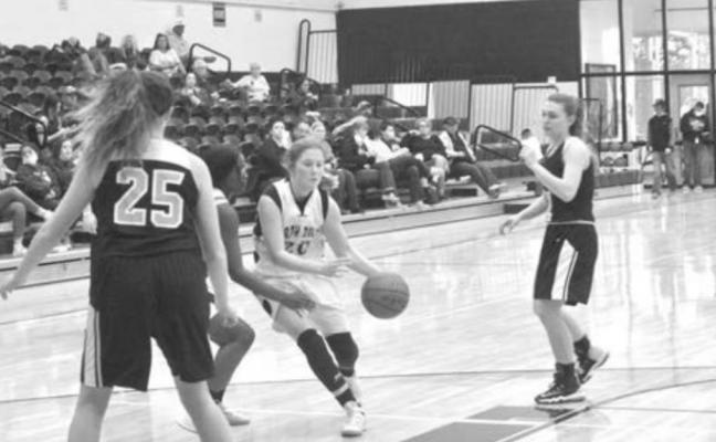 Lakin Madden of North Zulch drives to the hoop in the team’s 65-15 win over Round Top-Carmine at NZHS Friday. CAMPBELL ATKINS