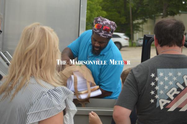 COUNTY HOSTS Shred DAY