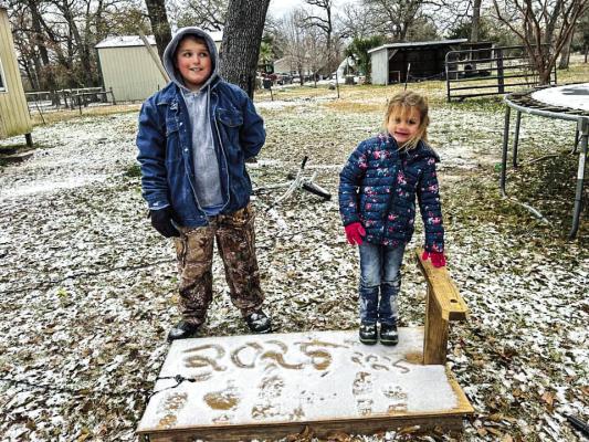 WINTER BLAST BRINGS RARE SNOW