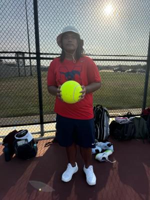 DELA CRUZ CLINCHES  WIN FOR 6-1 MUSTANGS