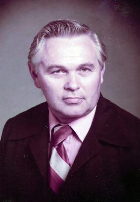 ARTHUR ELVIS HOLT, JR