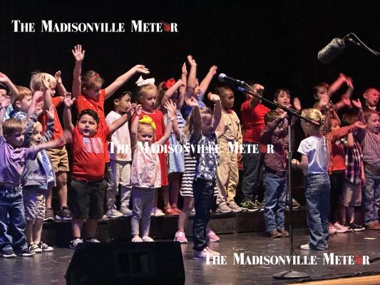 NORTH ZULCH STUDENTS SALUTE VETERANS WITH SONGS