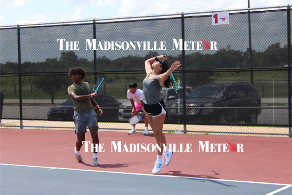 MADISONVILLE TEAM TENNIS SERVES UP SEASON OPENER