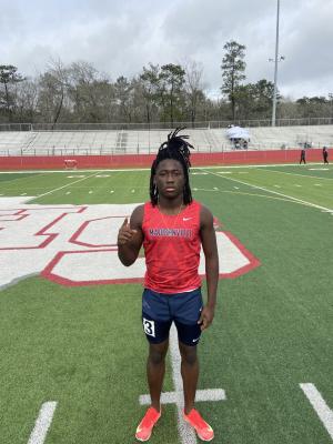 MUSTANGS SWEEP RELAYS AT SPLENDORA MEET