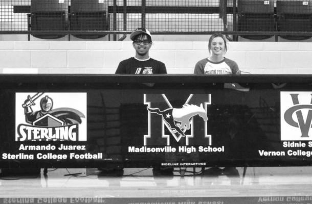 SIGNING DAY