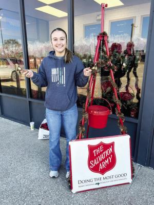 4-H MEMBERS RING BELLS